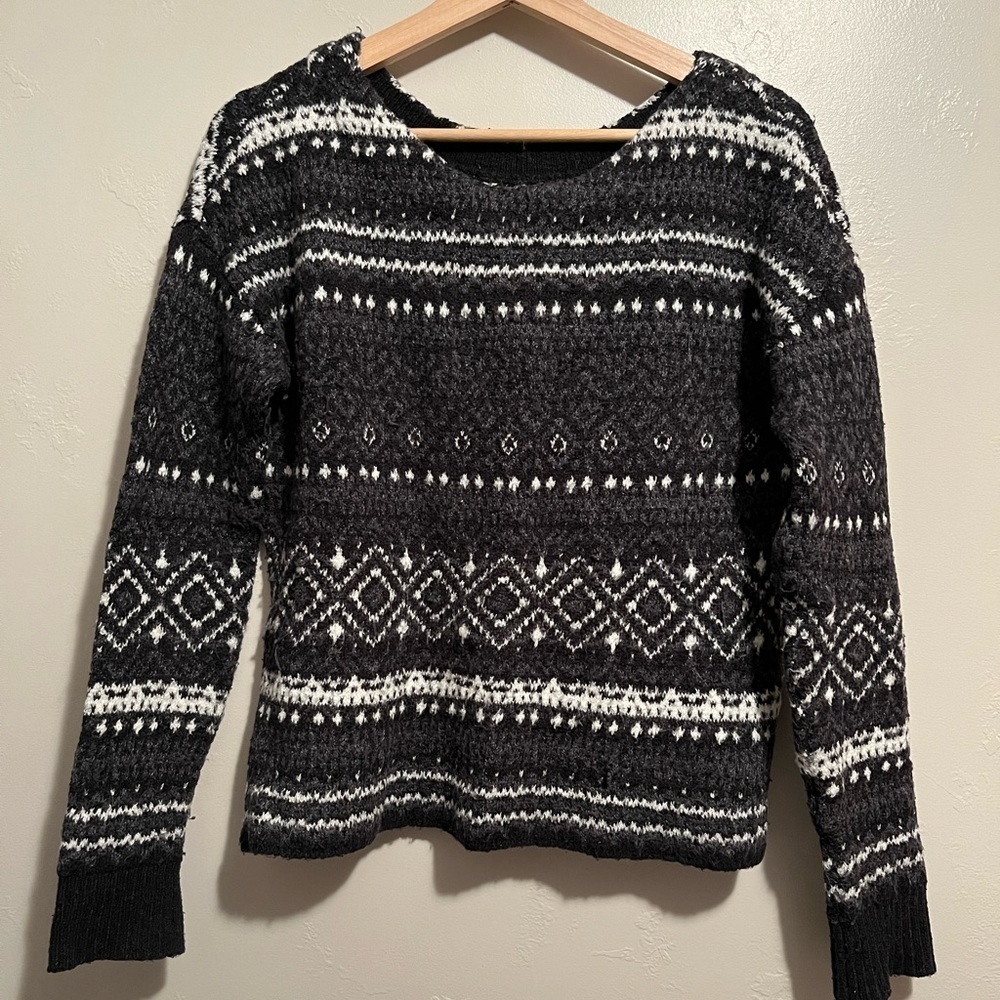 American Eagle Outfitters Isle Soft Sweater - Picture 2 of 8